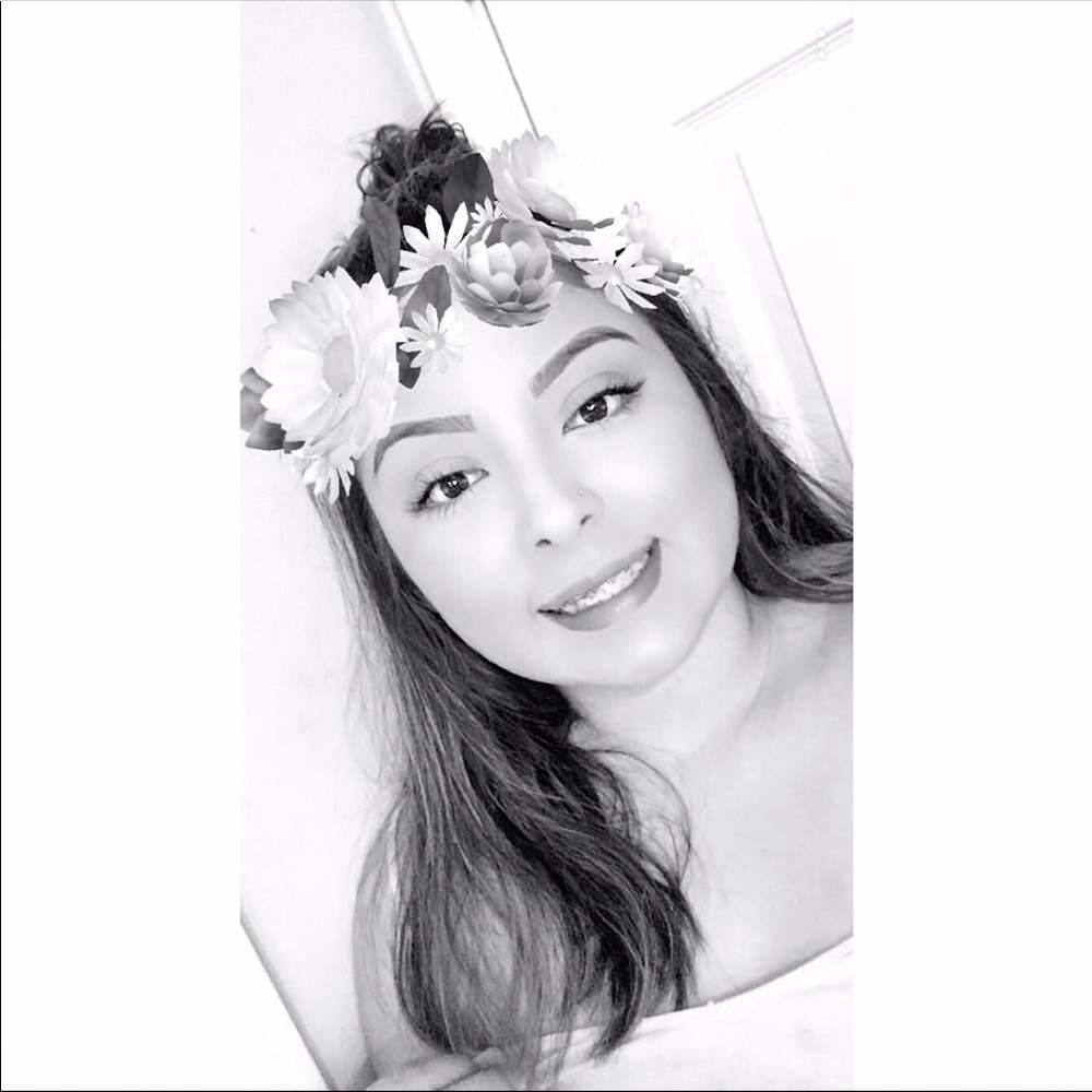 Meet your Posher, Gicele